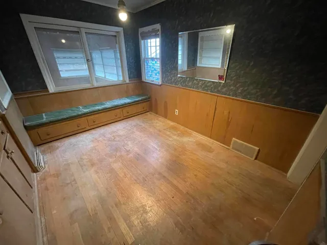 $153,900 | 6929 Monroe Avenue, Hammond, IN 46324