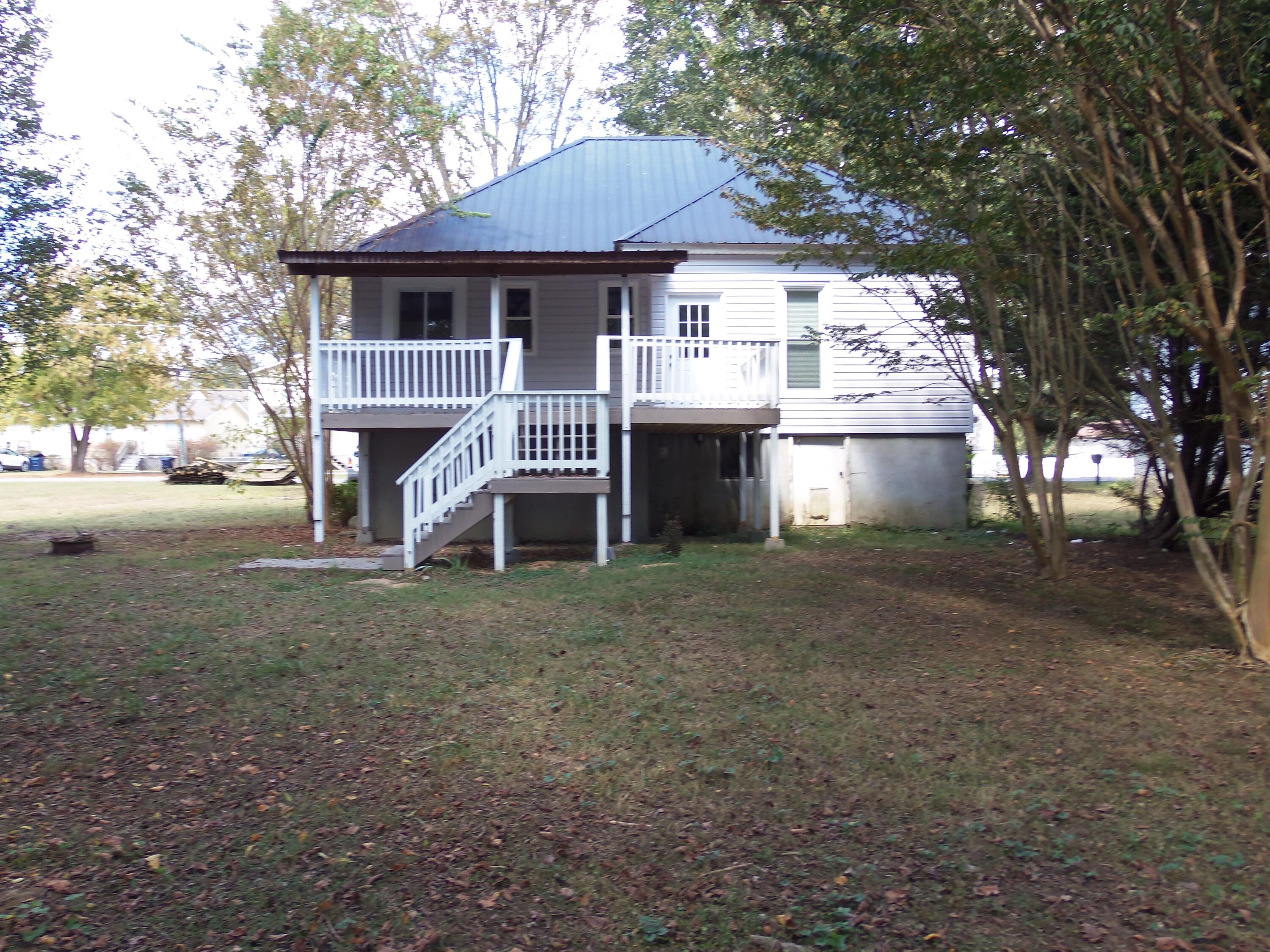 102 West 8th Street Chickamauga, GA 30707 - Photo 21 of 21 100_0793