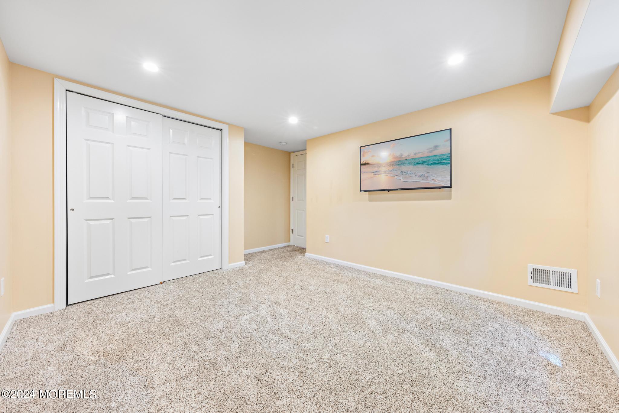 343 Easy Street Howell, NJ 07731 - Photo 36 of 53 342Easy-41