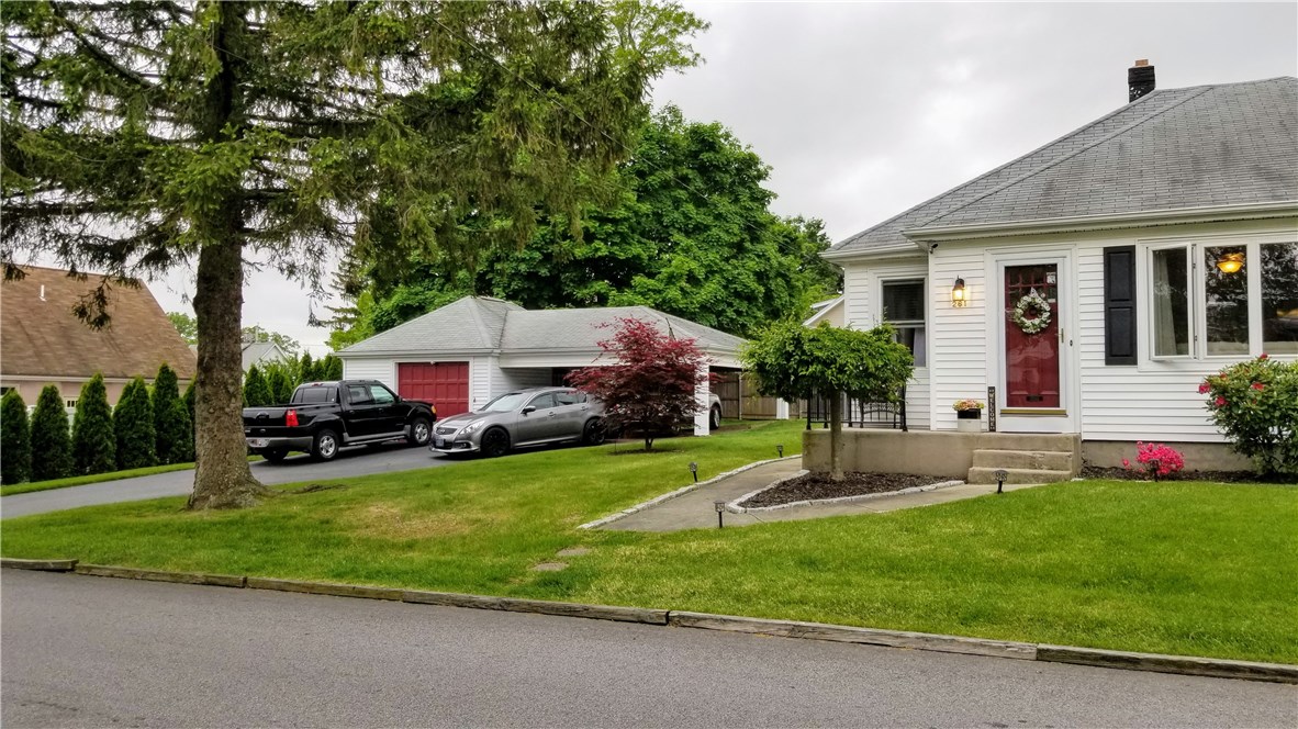 261 Tennyson Road Warwick, RI 02888 - Photo 2 of 41 Gallery Image 2
