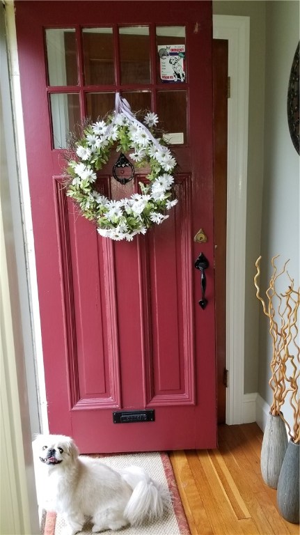 261 Tennyson Road Warwick, RI 02888 - Photo 4 of 41 Gallery Image 4
