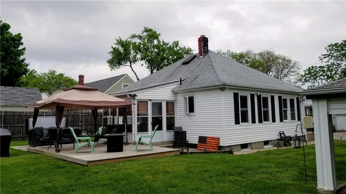 261 Tennyson Road Warwick, RI 02888 - Photo 5 of 41 Gallery Image 5