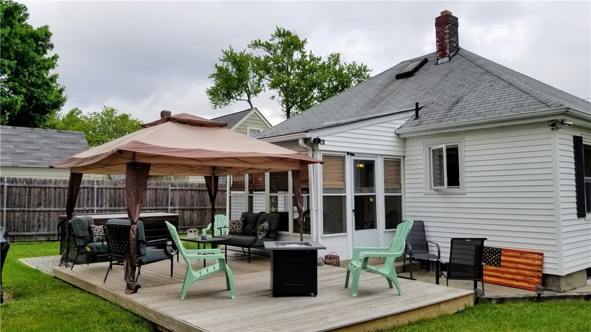 261 Tennyson Road Warwick, RI 02888 - Photo 9 of 41 Gallery Image 9