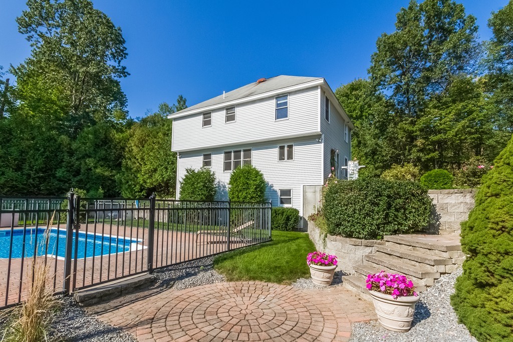 152 Fitchburg Road Townsend, MA 01469 - Photo 7 of 30 Gallery Image 7