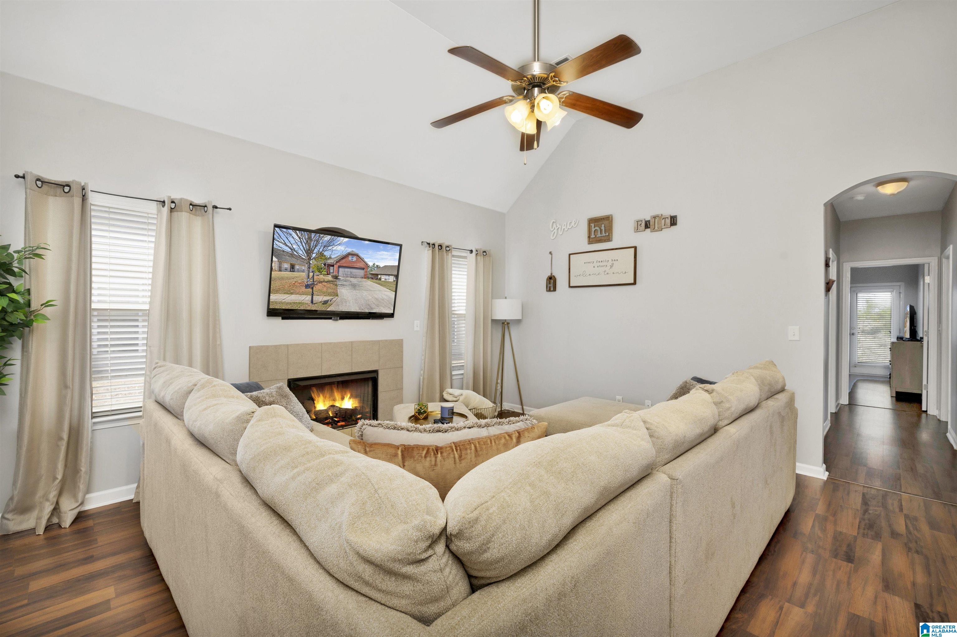 4500 Rosser Loop Drive Bessemer, AL 35022 - Photo 5 of 27