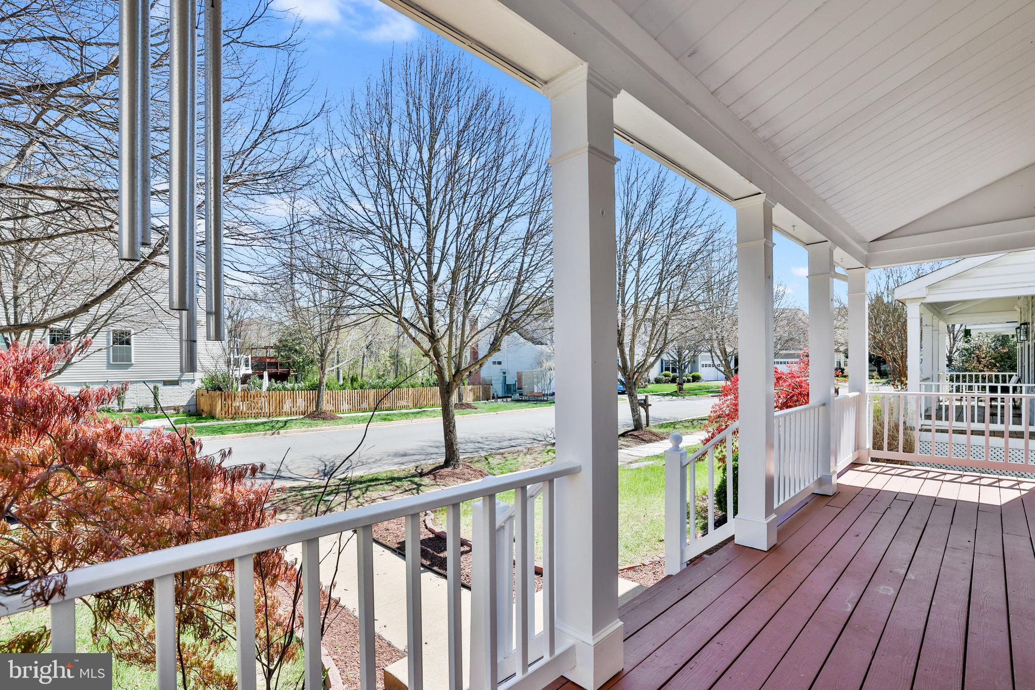 26215 Ocala Circle Chantilly, VA 20152 - Photo 6 of 50 a view of a balcony with wooden floor