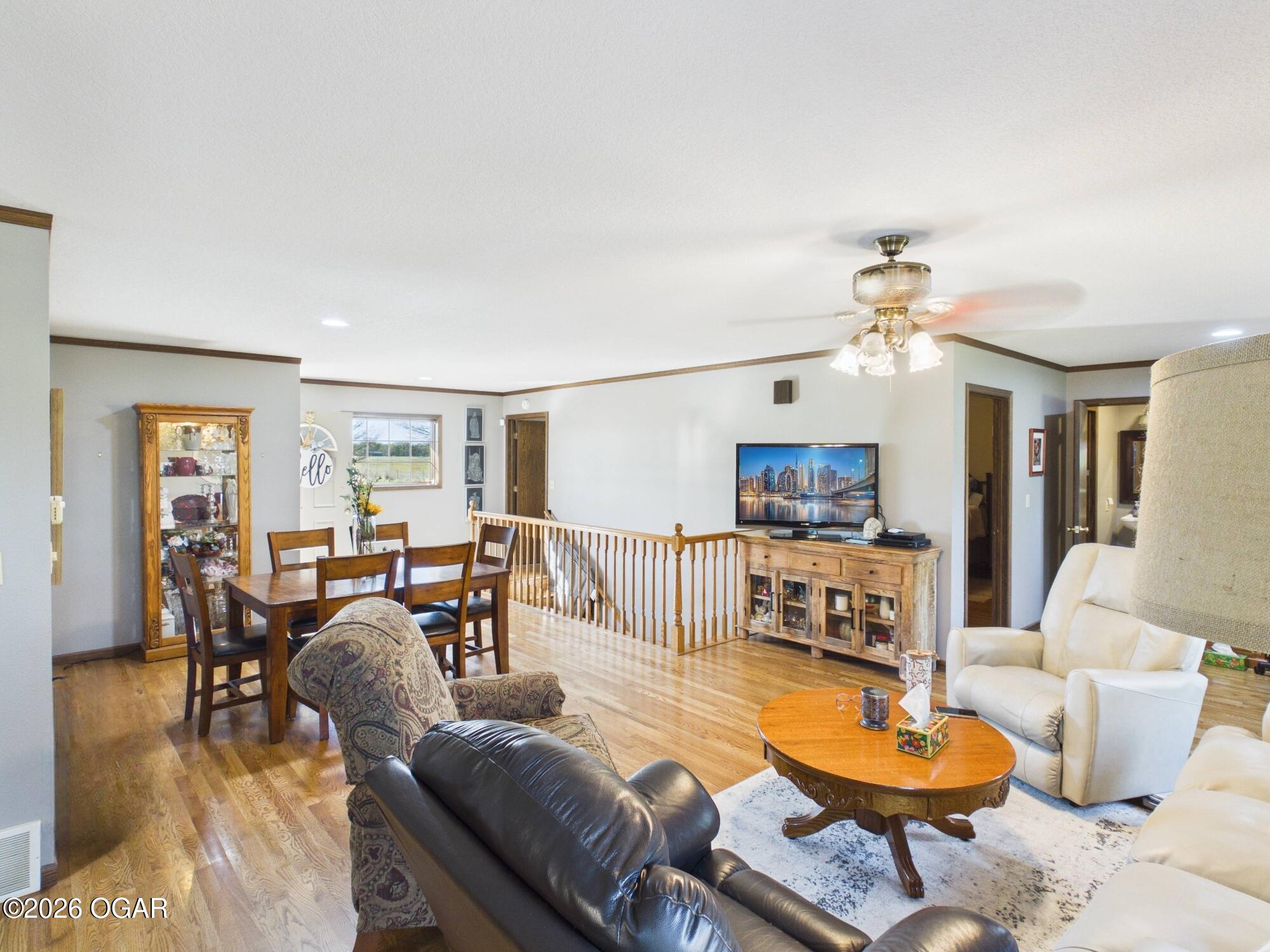6349 Northeast Center Star Road Columbus, KS 66725 - Photo 3 of 34 Gallery Image 3