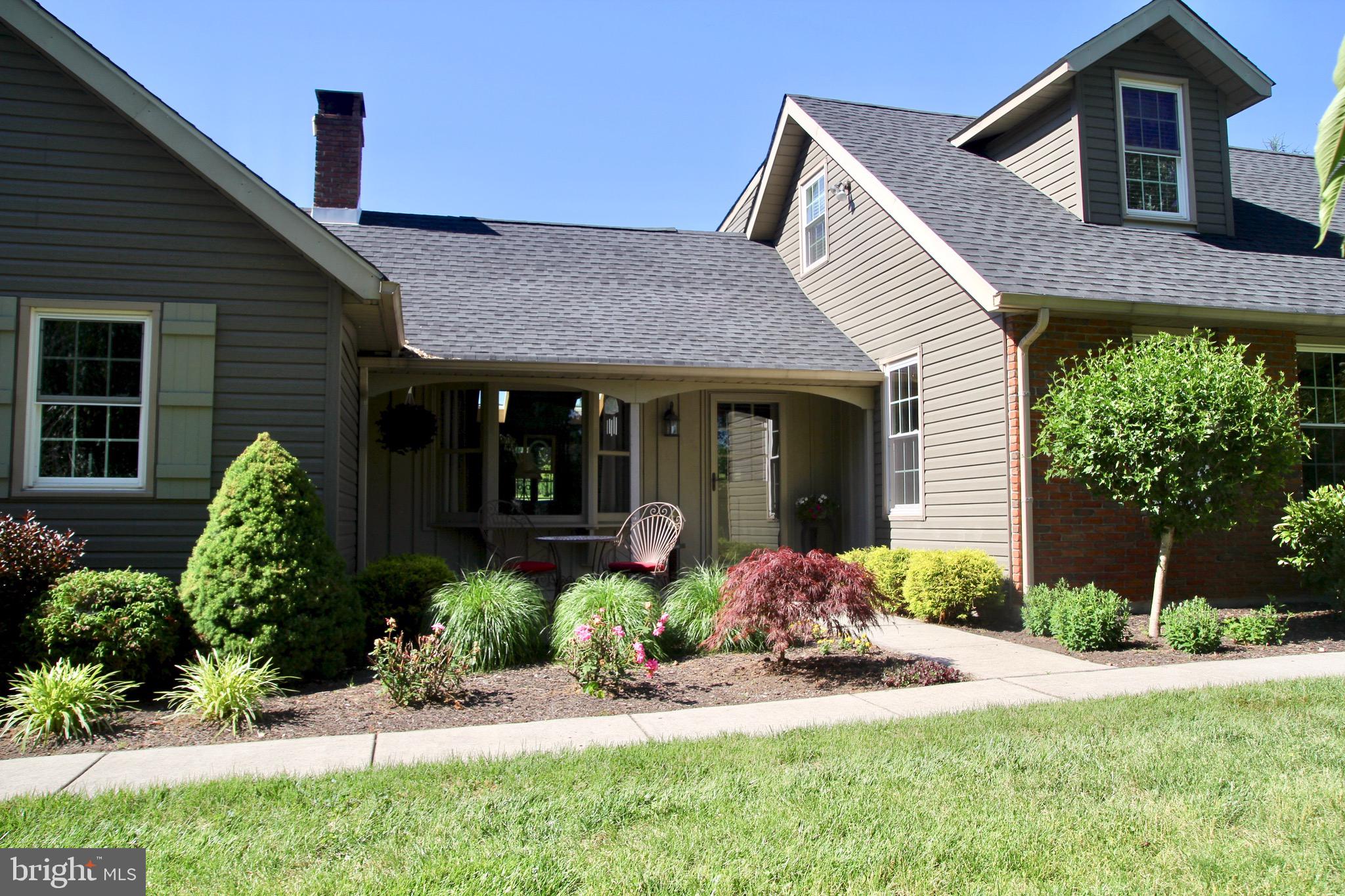 1733 St Peters Road Pottstown, PA 19465 - Photo 3 of 49