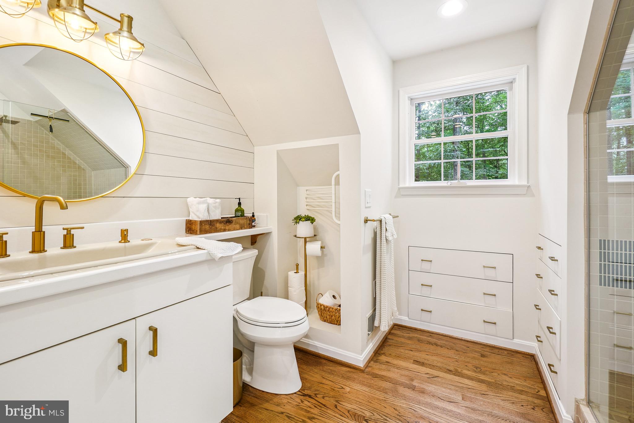 3486 Godspeed Road Davidsonville, MD 21035 - Photo 28 of 48 Primary Suite