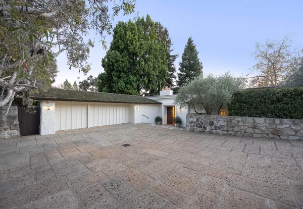 $11,250,000 | 2069 China Flat Road, Montecito, CA 93108