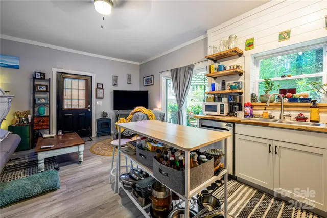 $425,000 | 49 Mayapple Lane, Brevard, NC 28712