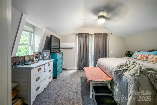 $425,000 | 49 Mayapple Lane, Brevard, NC 28712