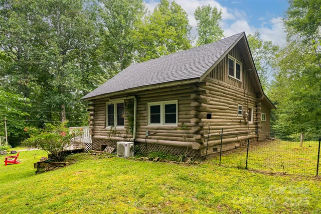 $425,000 | 49 Mayapple Lane, Brevard, NC 28712