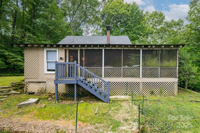 $425,000 | 49 Mayapple Lane, Brevard, NC 28712