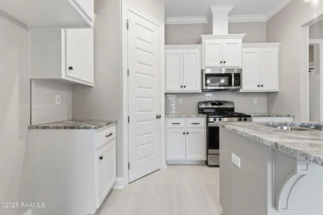 $262,900 | 106 Carreras Lane, Maurice, LA 70555