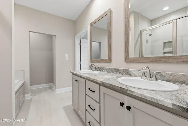 $262,900 | 106 Carreras Lane, Maurice, LA 70555