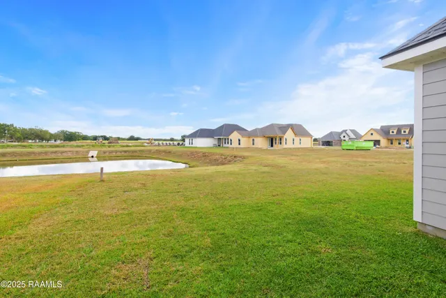 $262,900 | 106 Carreras Lane, Maurice, LA 70555