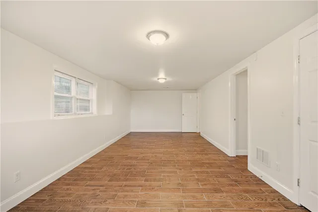 $3,200 | 37 Thayer Street, Bristol, RI 02809