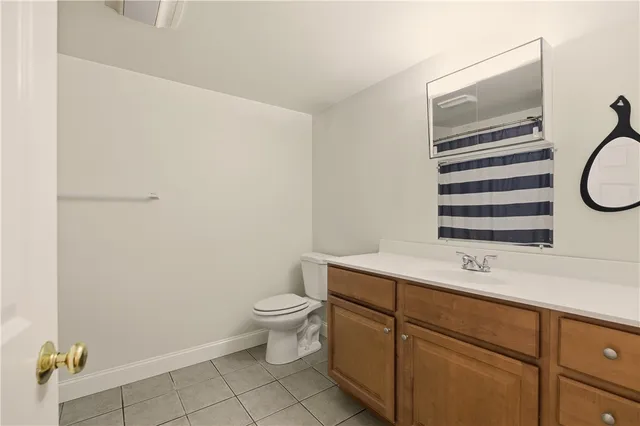 $3,200 | 37 Thayer Street, Bristol, RI 02809