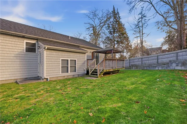 $3,200 | 37 Thayer Street, Bristol, RI 02809