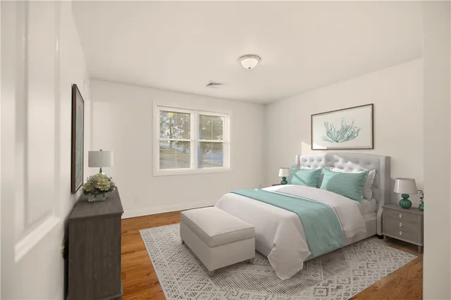 $3,200 | 37 Thayer Street, Bristol, RI 02809