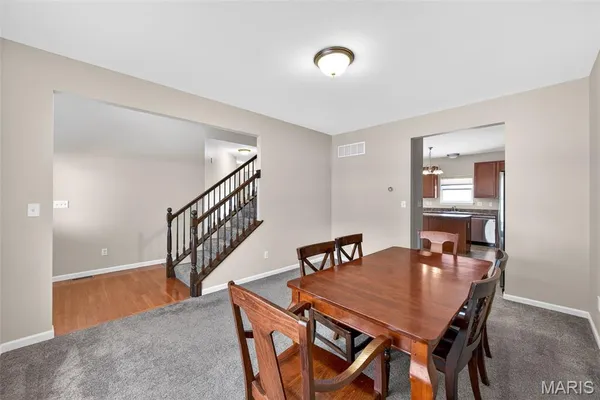 $395,000 | 105 Wabash Spur Drive, O'Fallon, MO 63366