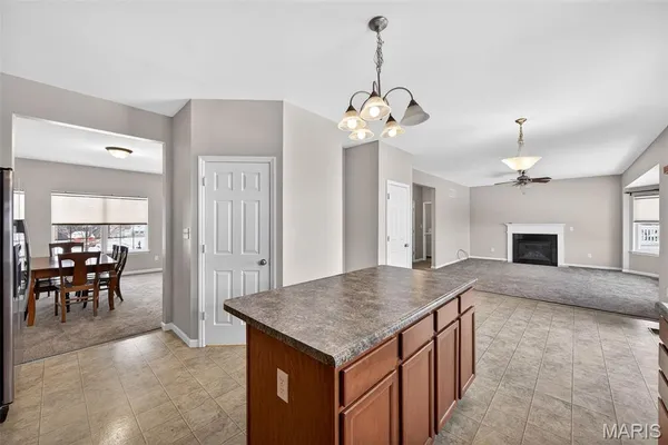 $395,000 | 105 Wabash Spur Drive, O'Fallon, MO 63366
