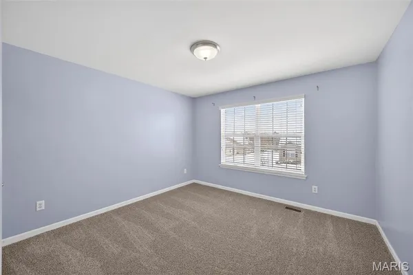 $395,000 | 105 Wabash Spur Drive, O'Fallon, MO 63366