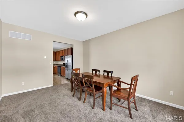 $395,000 | 105 Wabash Spur Drive, O'Fallon, MO 63366