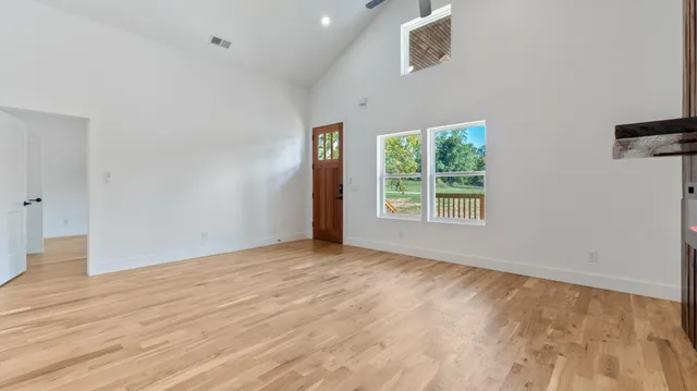 $644,900 | 84 Devils Backbone Lane, Manchester, TN 37355