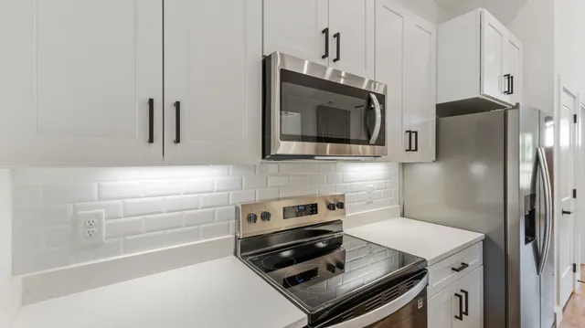 $644,900 | 84 Devils Backbone Lane, Manchester, TN 37355