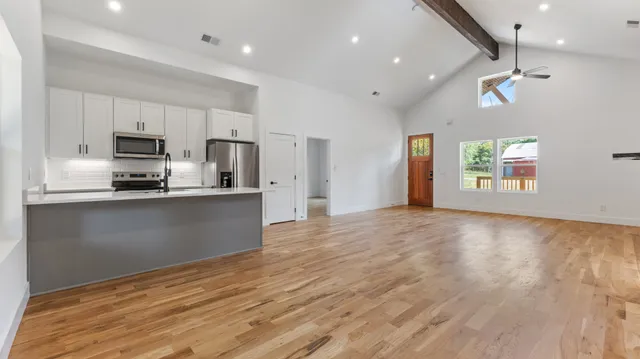 $644,900 | 84 Devils Backbone Lane, Manchester, TN 37355