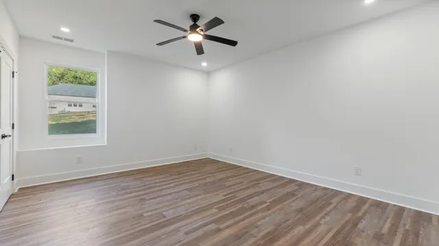 $644,900 | 84 Devils Backbone Lane, Manchester, TN 37355