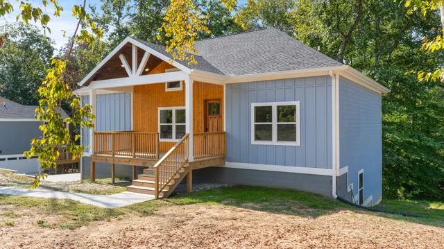 $644,900 | 84 Devils Backbone Lane, Manchester, TN 37355