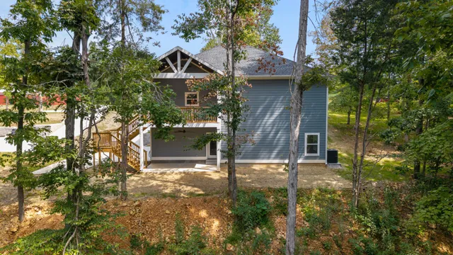 $644,900 | 84 Devils Backbone Lane, Manchester, TN 37355