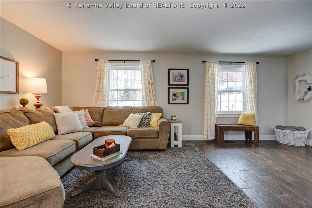 1618 Kirklee Road Charleston, WV 25314 - Photo 8 of 28 Gallery Image 8