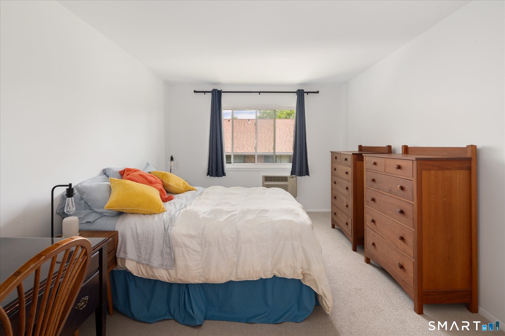 154 Cold Spring Road, Unit 23 Stamford, CT 06905 - Photo 12 of 34 The oversized primary bedroom has brand new carpeting, a walk in closet and en suite bath