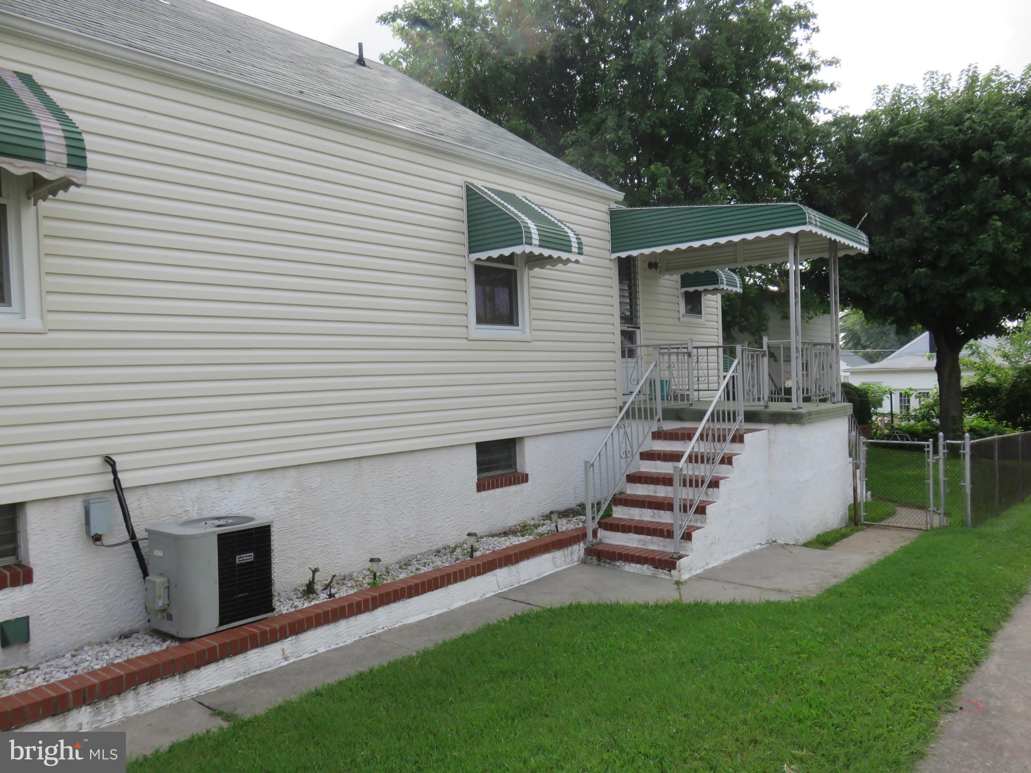 7608 Spruce Road Baltimore, MD 21222 - Photo 27 of 30 Side of House #2