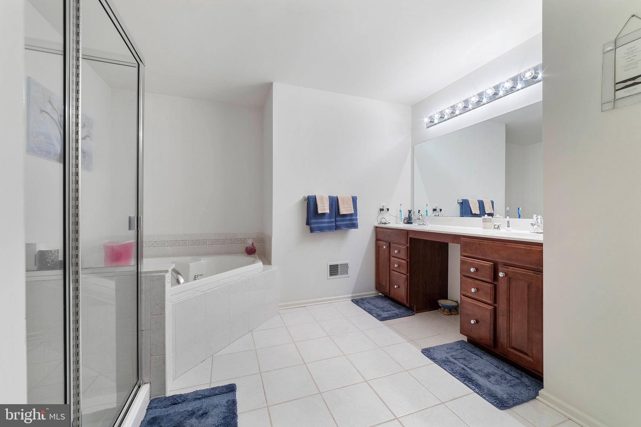 32 Compass Circle Mount Laurel, NJ 08054 - Photo 14 of 26 Gallery Image 14