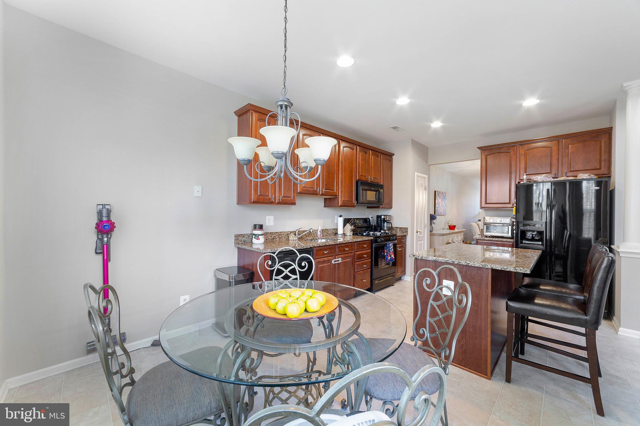 32 Compass Circle Mount Laurel, NJ 08054 - Photo 9 of 26 Gallery Image 9