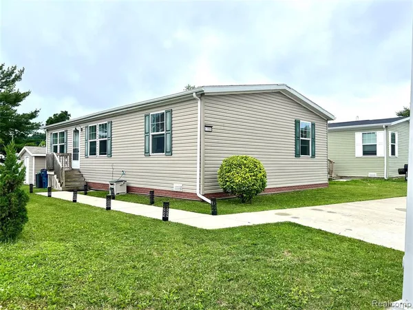 $75,000 | 17096 Detroiter Avenue, Davisburg, MI 48350