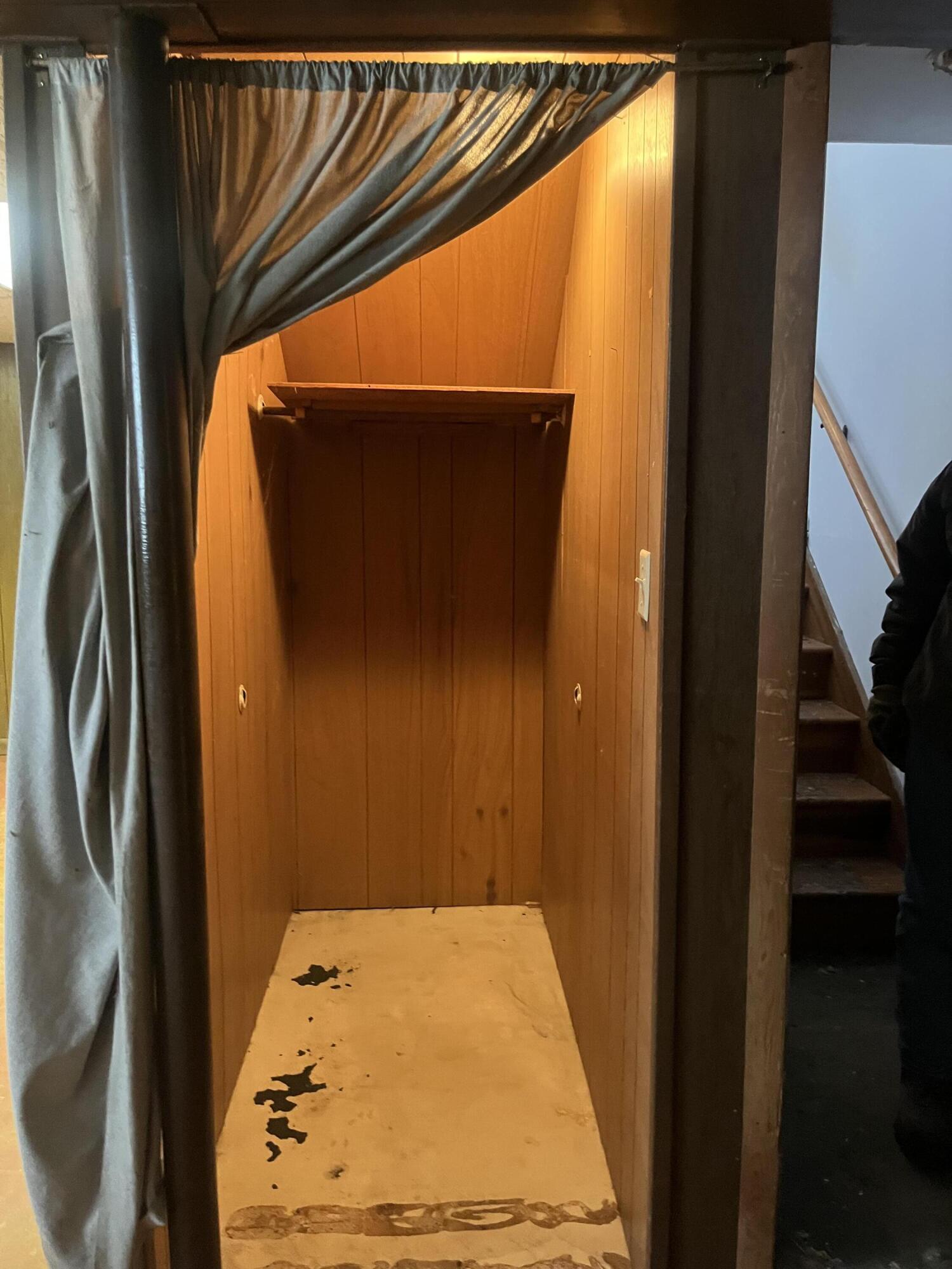 284 Stanford Lane Jackson, MI 49203 - Photo 19 of 23 Storage