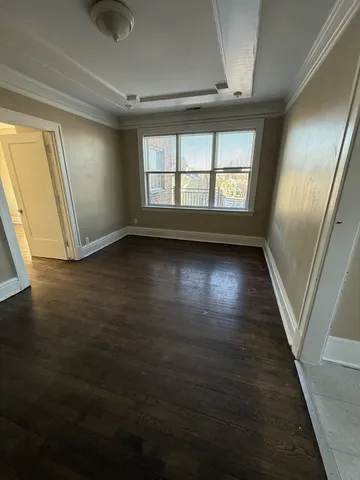 $1,895 | 314 West Main Street, Unit 3R, St. Charles, IL 60174