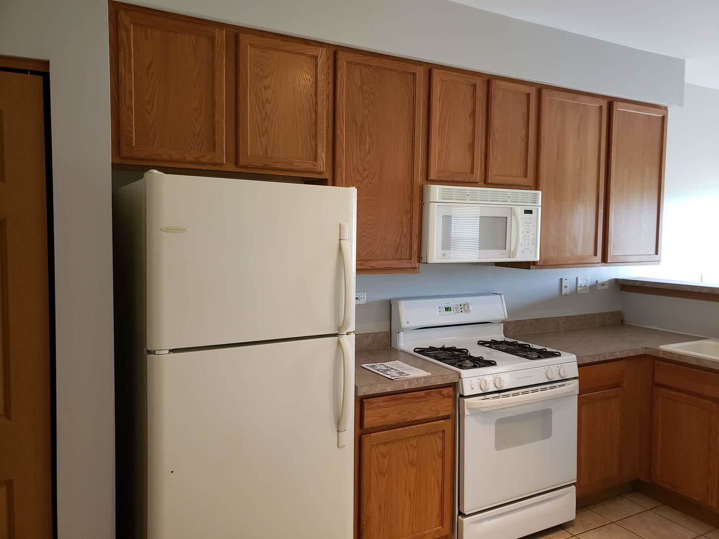 3049 Creekside Drive Plainfield, IL 60586 - Photo 2 of 21