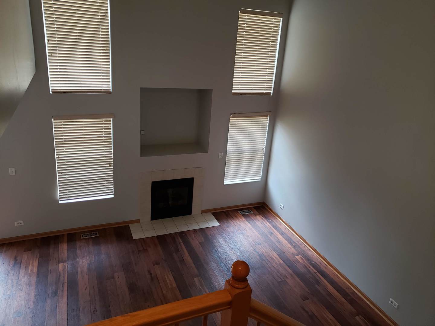 3049 Creekside Drive Plainfield, IL 60586 - Photo 4 of 21