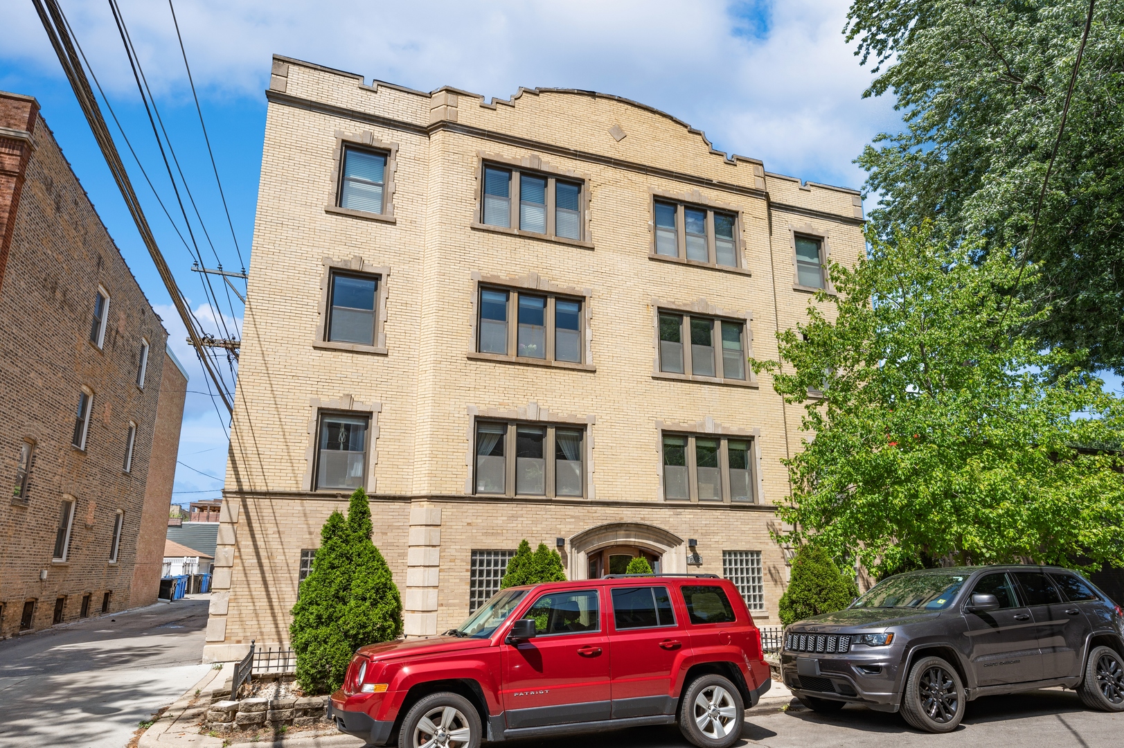 a car parked in front of a building