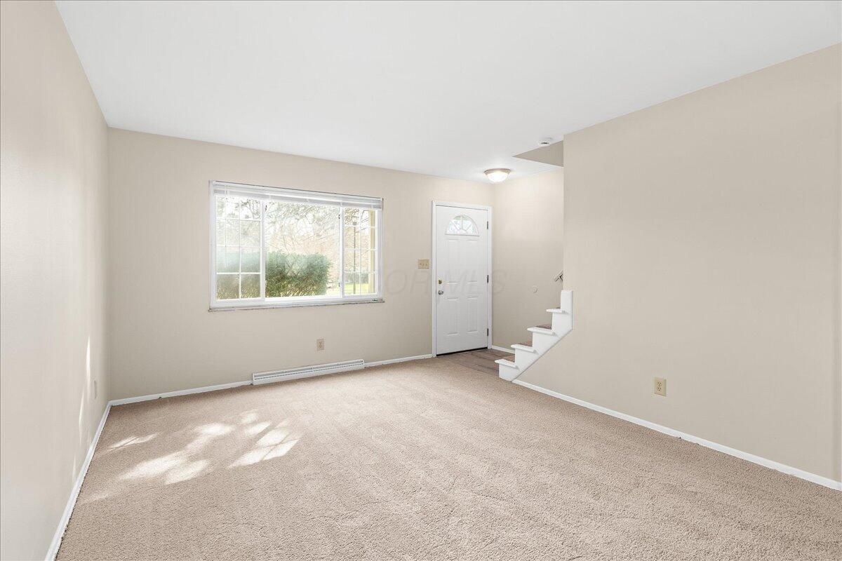 699 Hillsdowne Road, Unit AD Westerville, OH 43081 - Photo 4 of 24