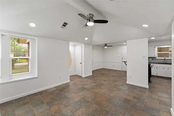 $1,624 | 2739 Meandering Trail, Houston, TX 77339
