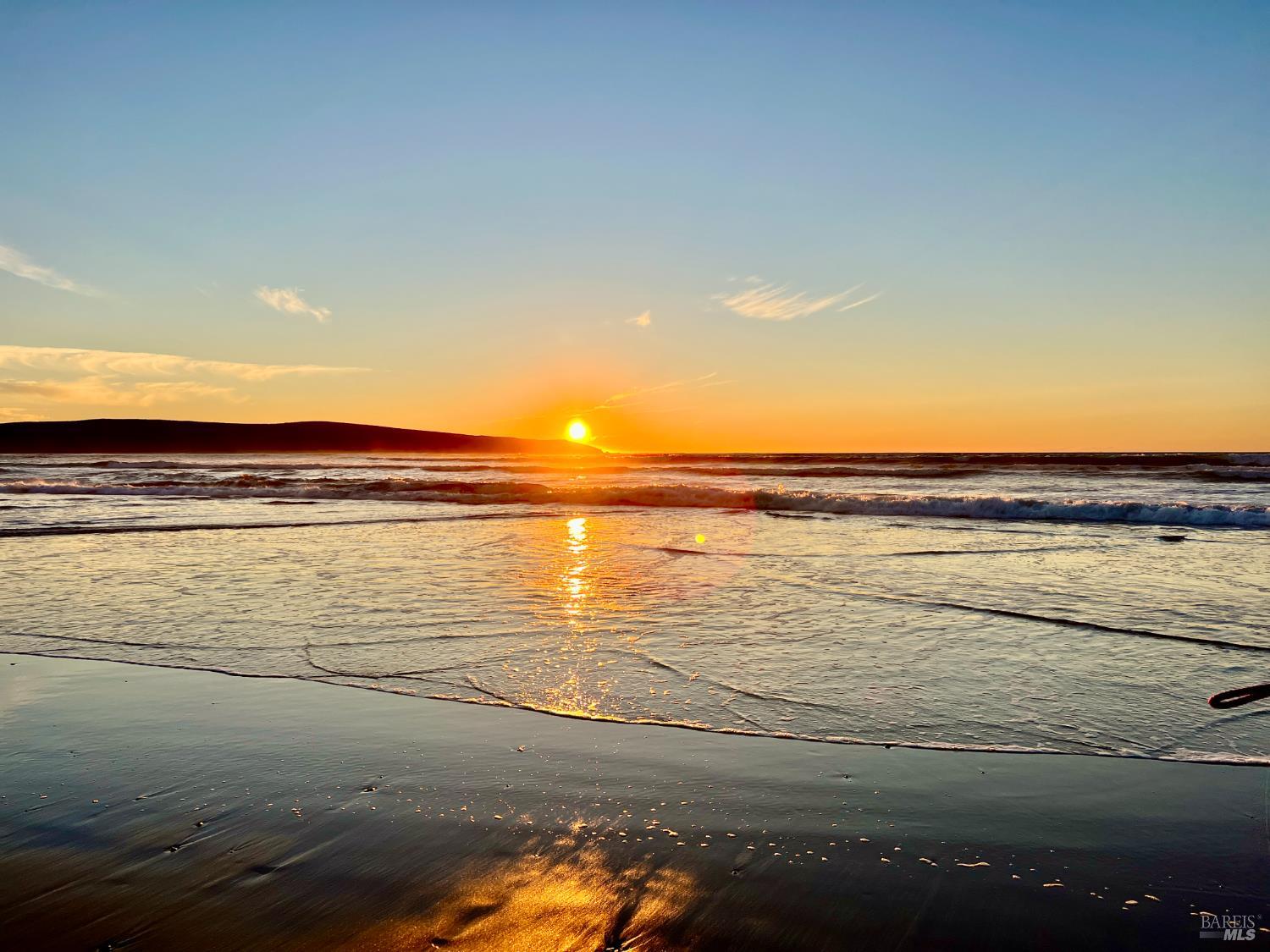 75 Ocean View Avenue Dillon Beach, CA 94929 - Photo 22 of 23 a view of an ocean