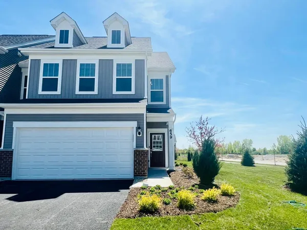 $3,600 | 659 Switchgrass Way, Unit 67002, Bolingbrook, IL 60490